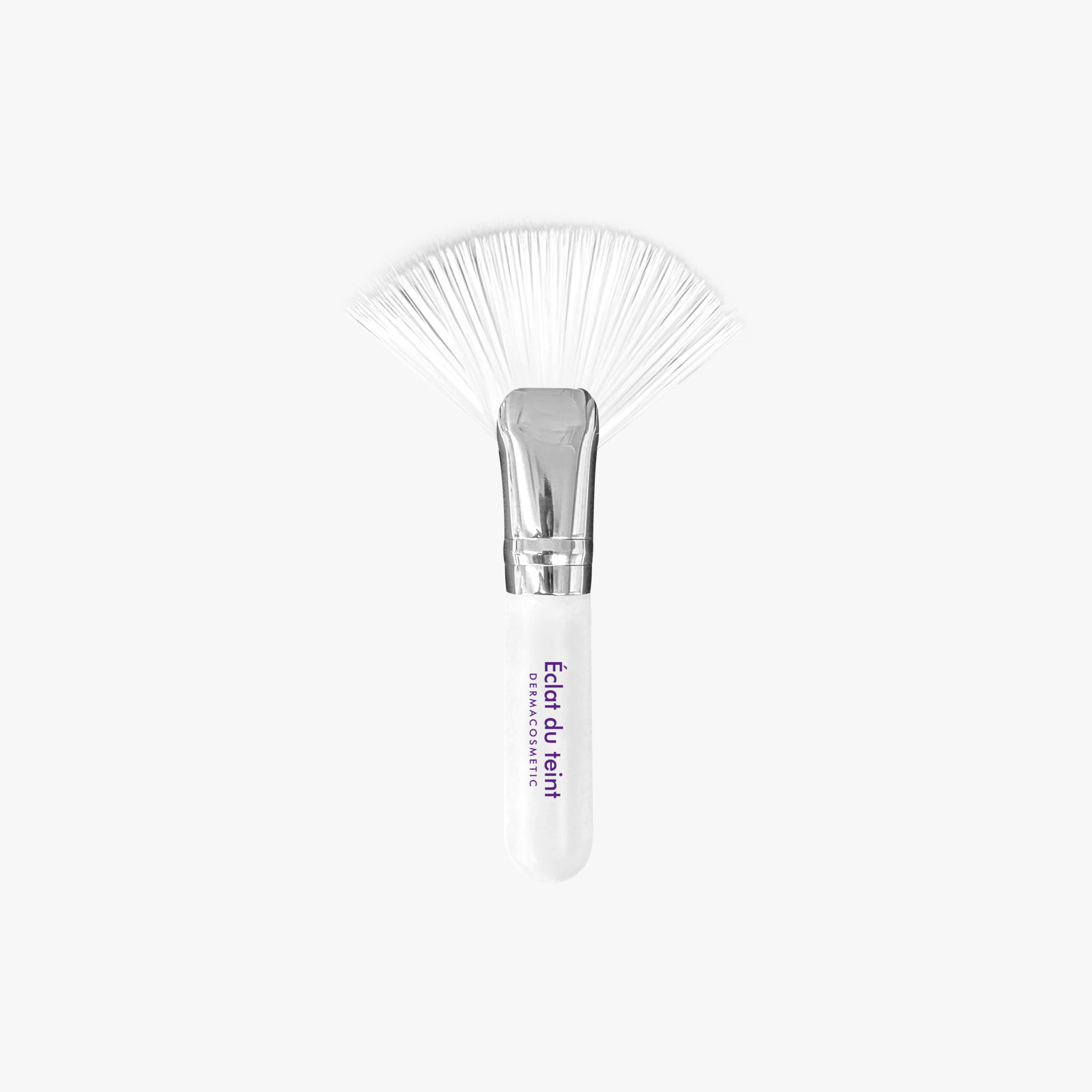 Eclat Du Teint Short Pack Brush